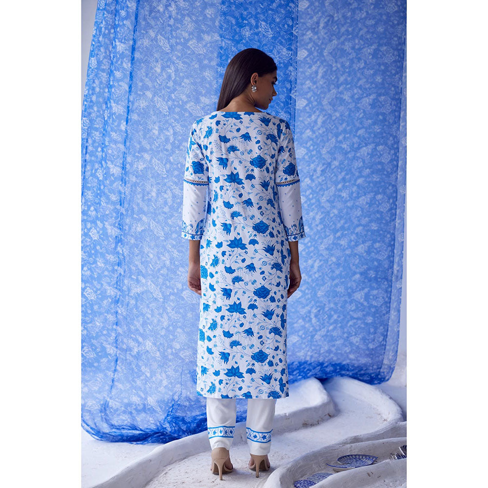 Baise Gaba White Megh Straight Suit (Set of 3)
