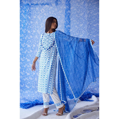 Baise Gaba White Vaayu Straight Kurta