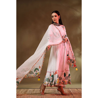 Baise Gaba White Kainaat Anarkali Kurta with Koti (Set of 2)