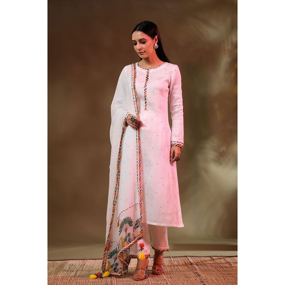 Baise Gaba White Jugnu Kurta (Set of 3)