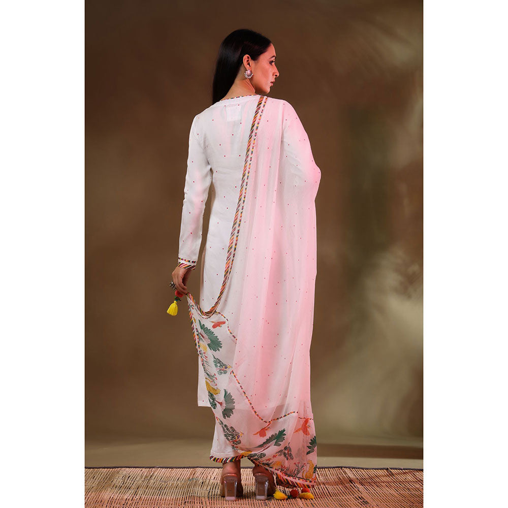 Baise Gaba White Jugnu Kurta (Set of 3)