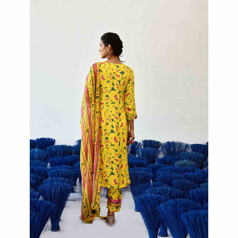Baise Gaba Piitah Yellow Kurta