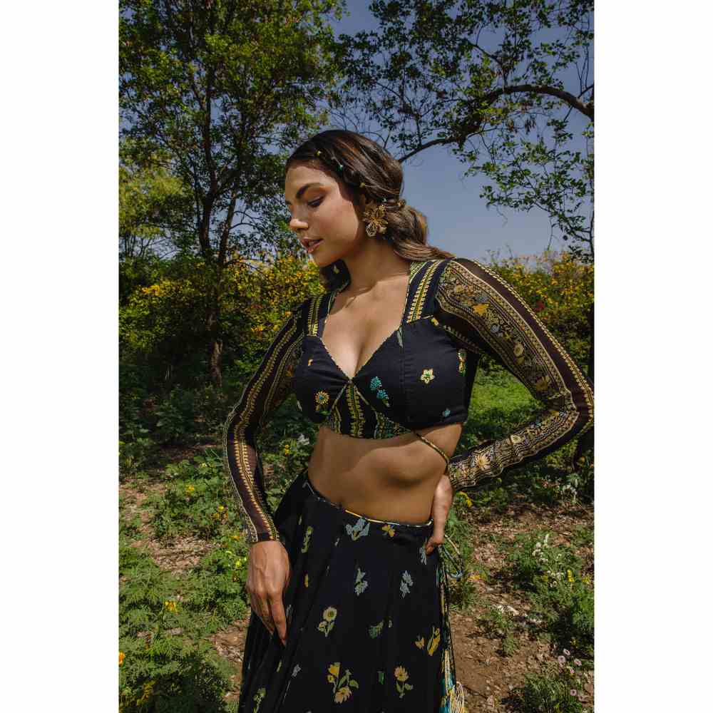 Baise Gaba Cosmos Lehenga - Black (Set of 3)