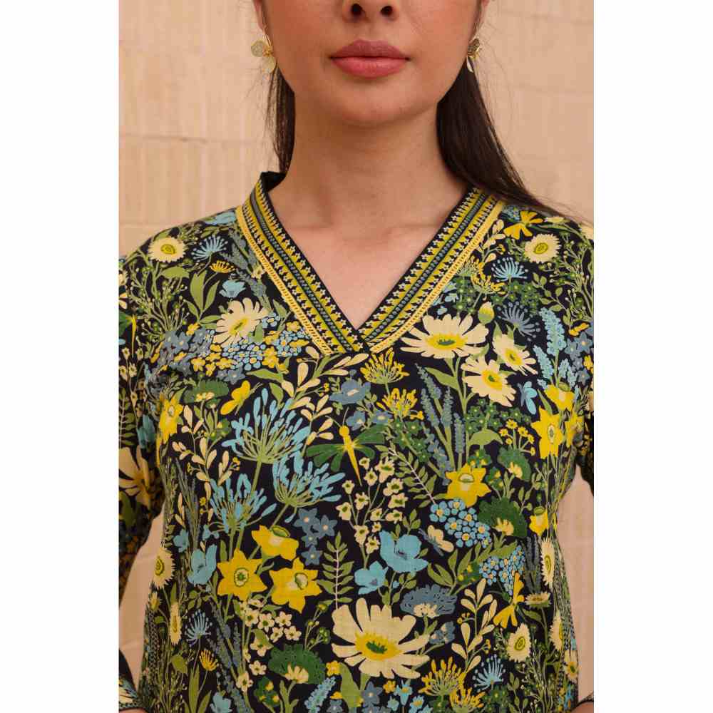 Baise Gaba Mia Straight Kurta - Black