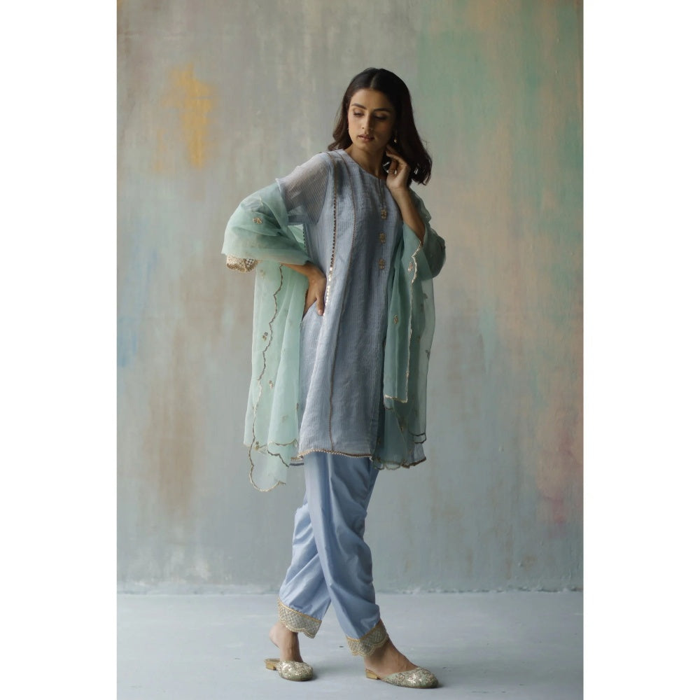 Begum Pret Noor Aqua Kurta (Set of 2)