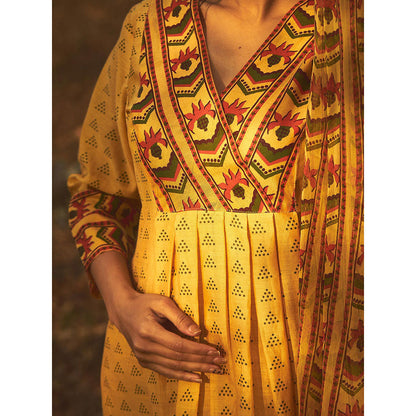 Baise Gaba Yellow Bee Balm Kurta