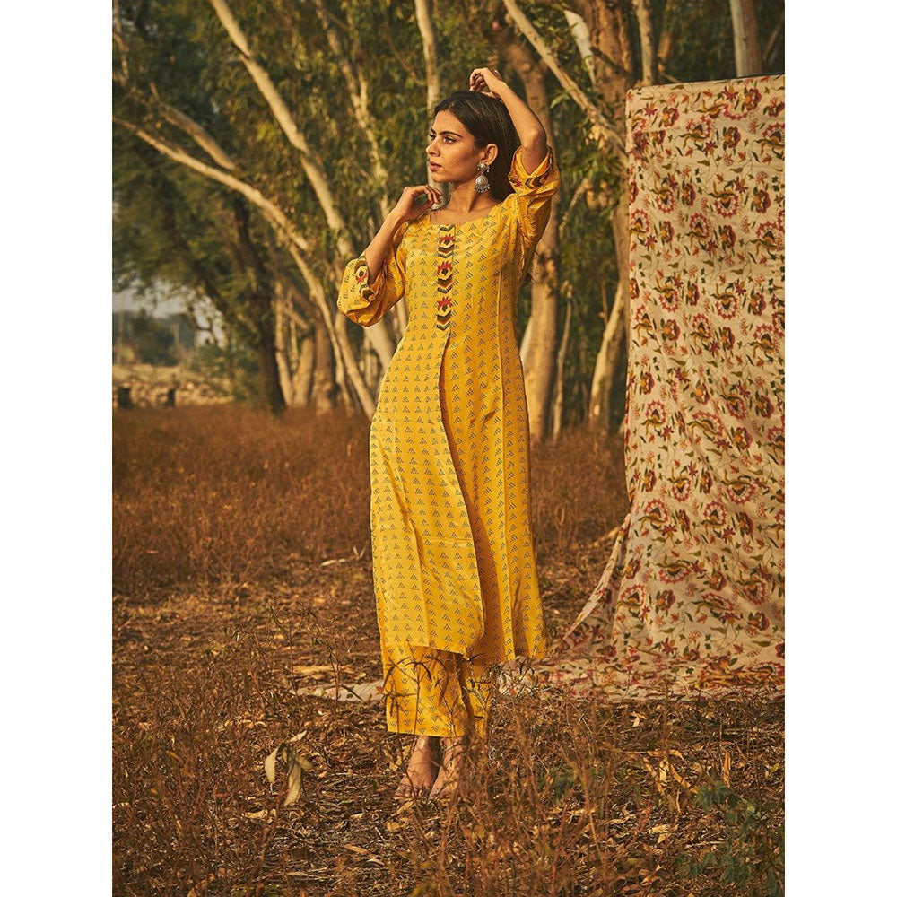 Baise Gaba Yellow Sambac Kurta (Set Of 3)