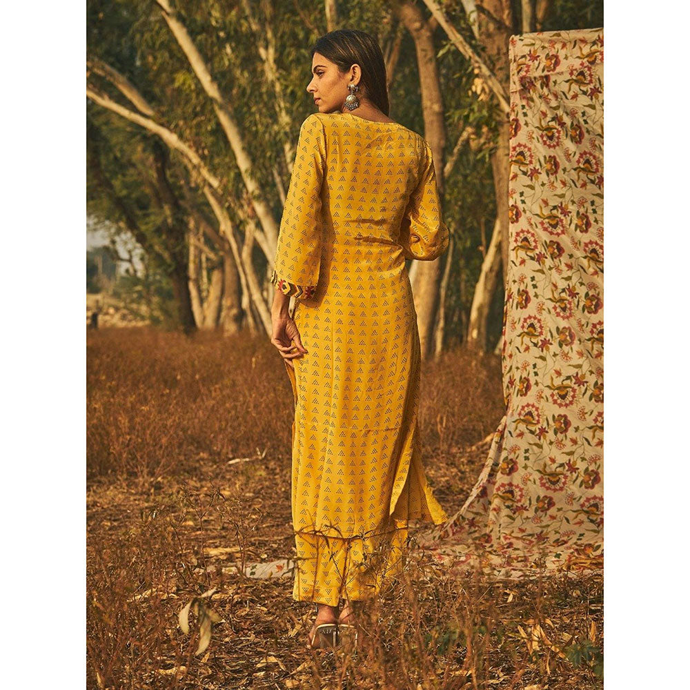 Baise Gaba Yellow Sambac Kurta (Set Of 2)
