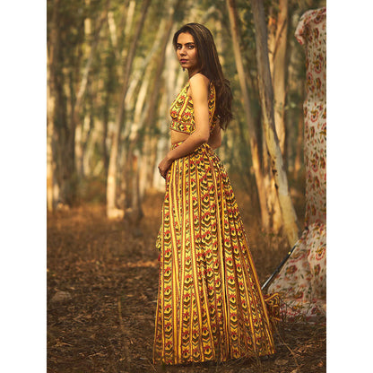 Baise Gaba Yellow Puncture Skirt Crop Top (Set Of 2)