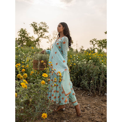 Baise Gaba Blue Camelia Anarkali (Set of 2)