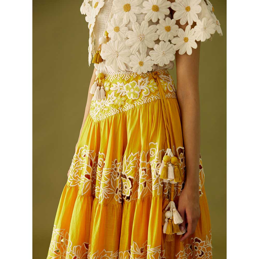 CHANDRIMA Ivory Daisy Cutwork Cape
