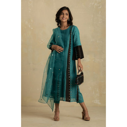 Charkhee Turquoise Panelled Kurta With Pant & Dupatta - (Set of 3)