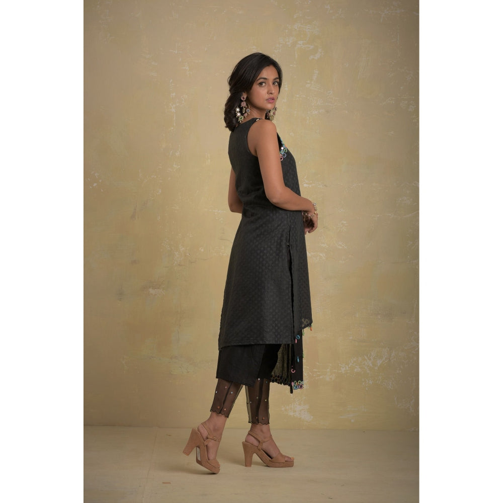 Charkhee Black Sleeveless Layered Kurta With Pants & Dupatta - (Set of 3)