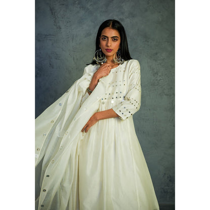 Charkhee Chanderi Gathered Kurta Set - (Set of 3)