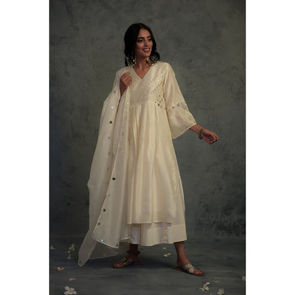 Charkhee Chanderi Flared Sleeve Kurta Set - (Set of 3)