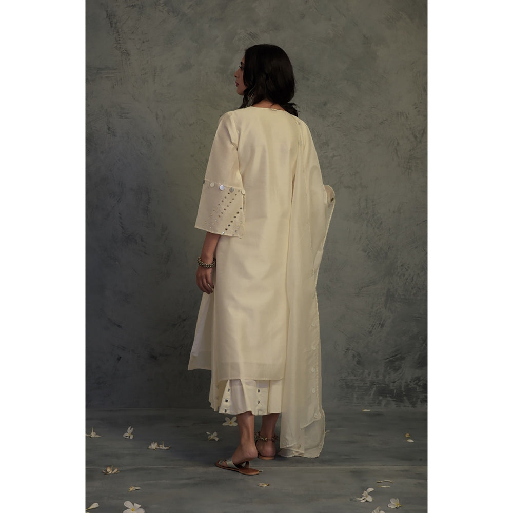 Charkhee Chanderi Flared Sleeve Kurta Set - (Set of 3)