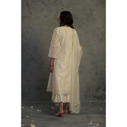 Charkhee Chanderi Flared Sleeve Kurta Set - (Set of 3)