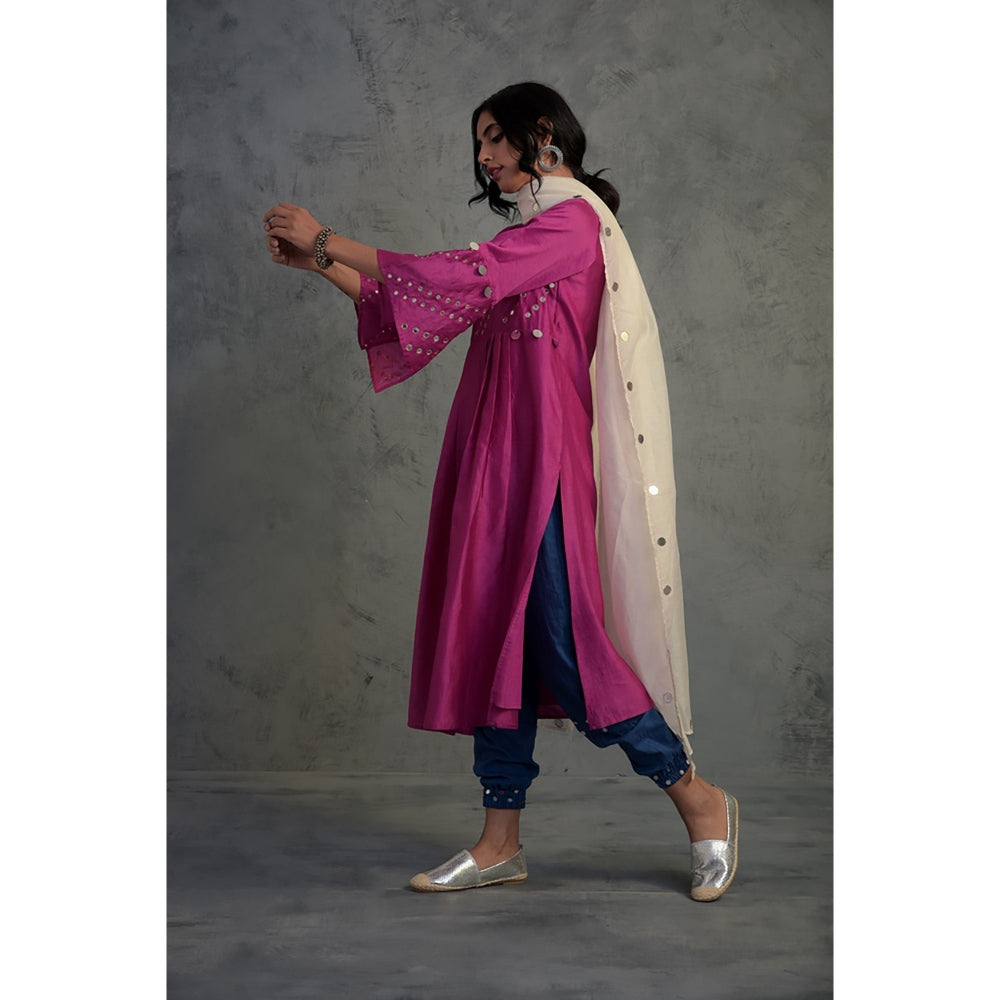 Charkhee Chanderi Flared Sleeve Kurta Set With Jogger - (Set of 3)