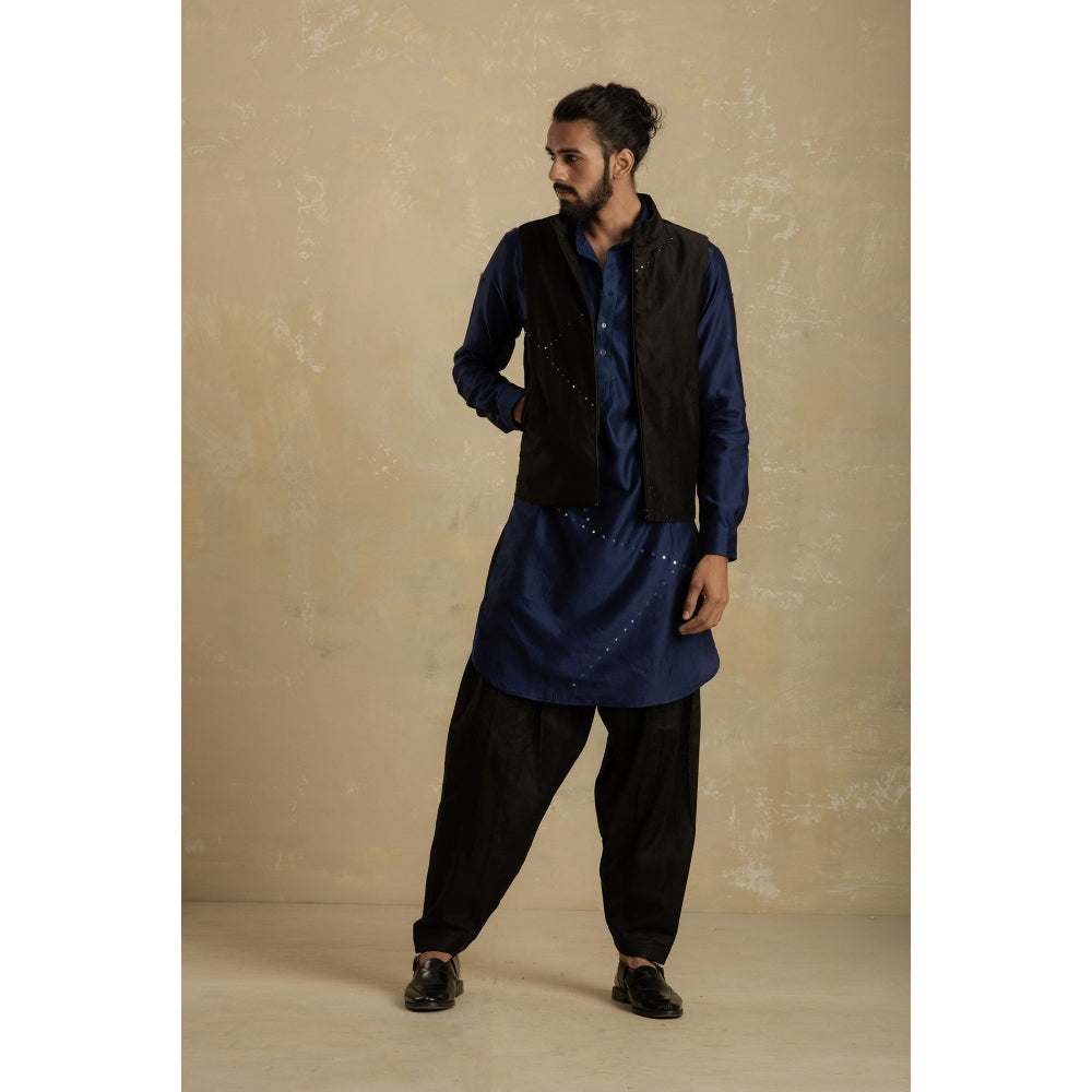 charkhee Men Sapphire Blue Pathani Kurta with Black Salwar (Set of 2)