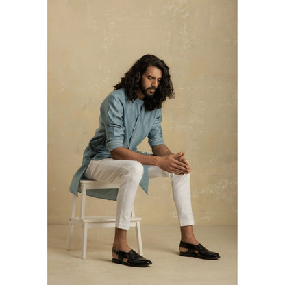 charkhee Men Ice Blue Diagonal Short Kurta with Pants (Set of 2)