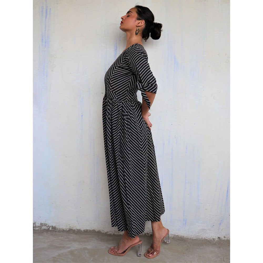 CHIDIYAA Black Pure Cotton Block Printed Dress Mono 1