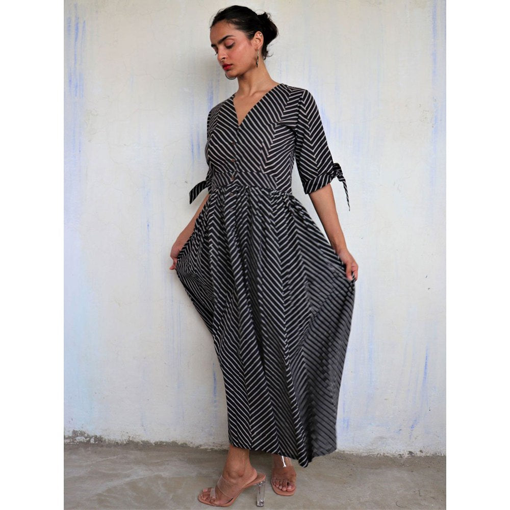 CHIDIYAA Black Pure Cotton Block Printed Dress Mono 1