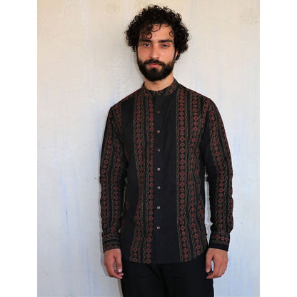 Chidiyaa Black Red Block Printed Shirt