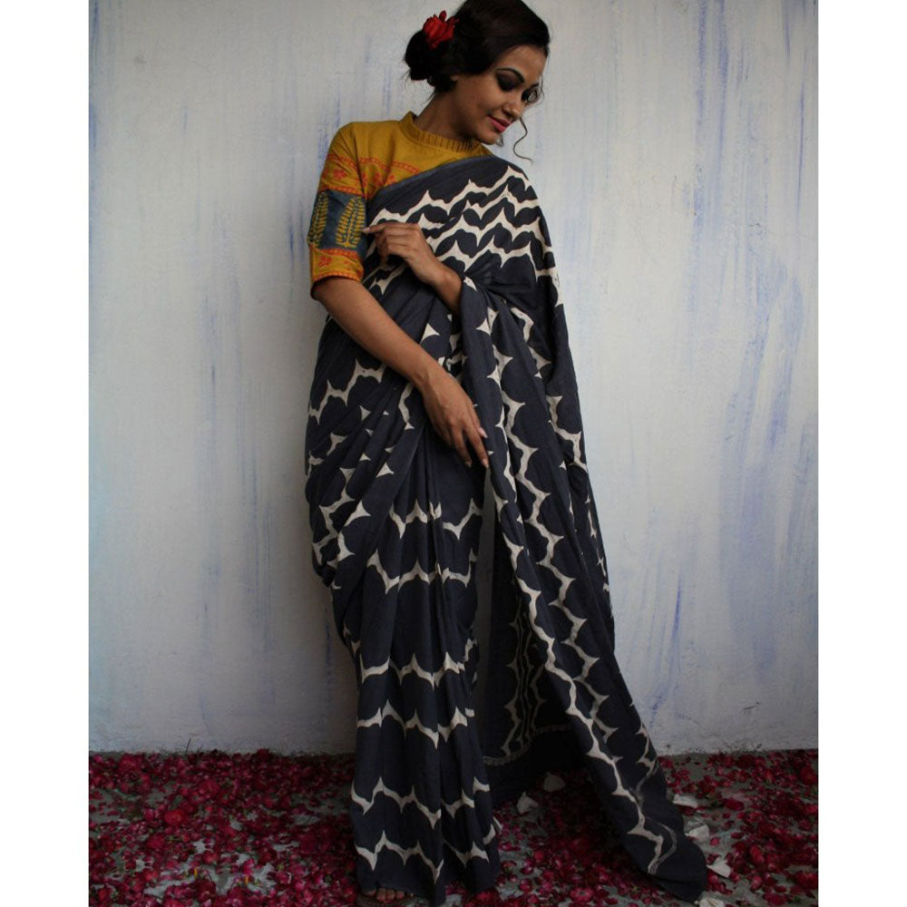 Chidiyaa Midnight Grey Waves Block Printed Pure Cotton Mul Saree without Blouse