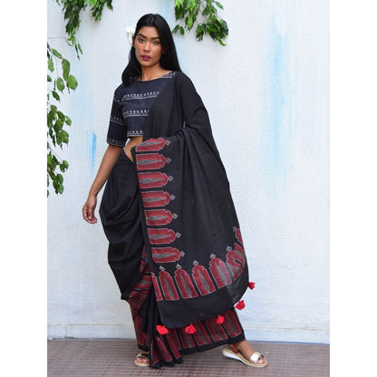 Chidiyaa Vanilla Moon Moonlit Serenade Handblock Printed Mulmul Cotton Saree with Unstitched Blouse