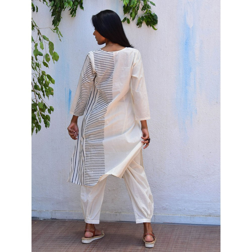 Chidiyaa Vanilla Moon Sky Handblock Printed Cotton Kurta (Set of 2)