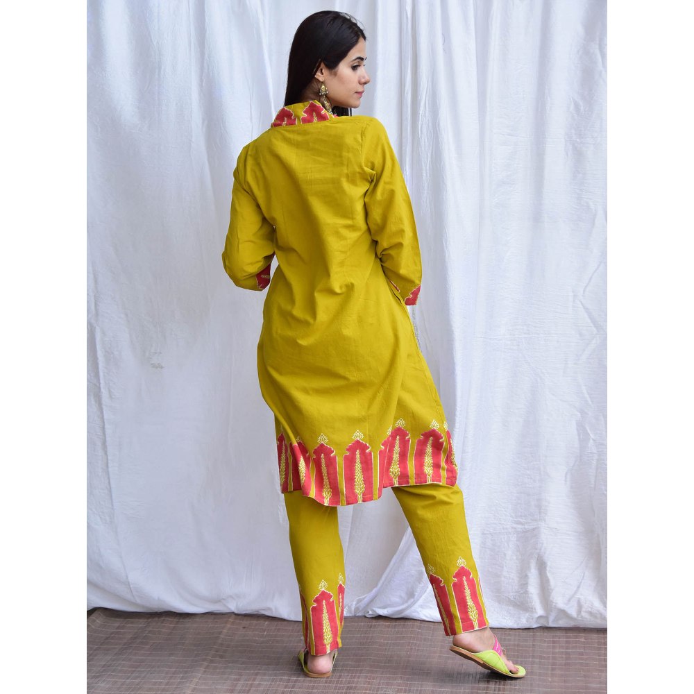 Chidiyaa Smell of Rain Veena Hand Block Printed Cotton Kurta (Set of 2)