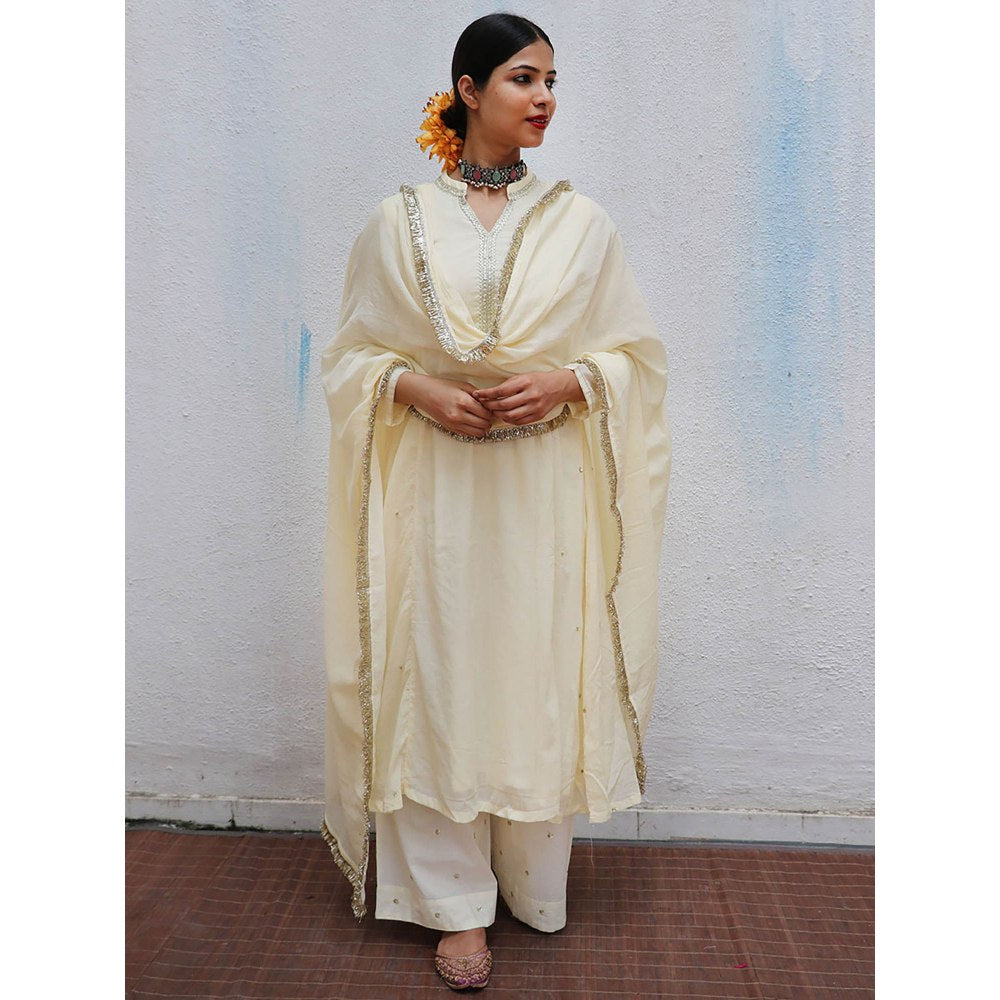 Chidiyaa Jugnu Eve Cream Mulmul Cotton Kurta Pants with Dupatta (Set of 3)