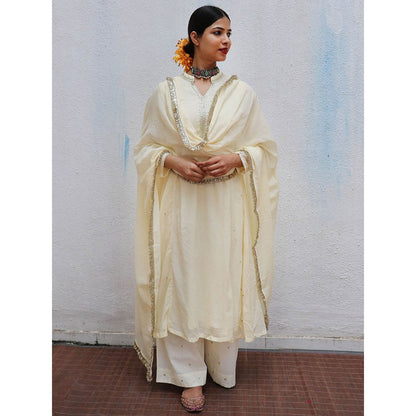 Chidiyaa Jugnu Eve Cream Mulmul Cotton Kurta Pants with Dupatta (Set of 3)