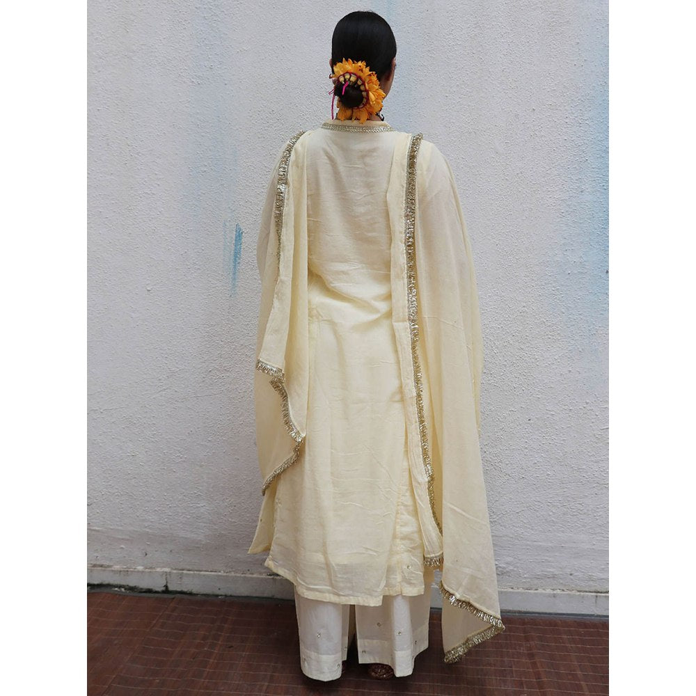 Chidiyaa Jugnu Eve Cream Mulmul Cotton Kurta Pants with Dupatta (Set of 3)