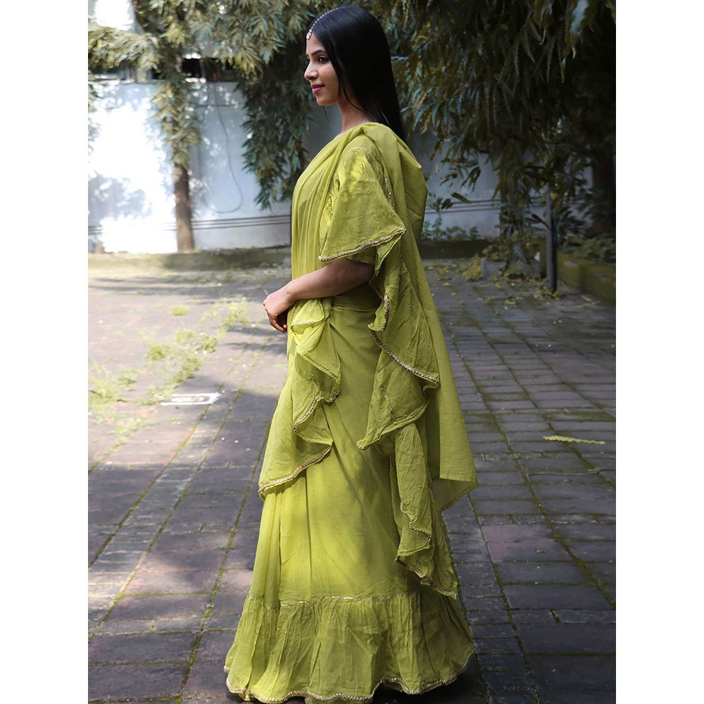 Chidiyaa Jugnu Sparkle Pear Green Mulmul Cotton Saree with Stitched Blouse