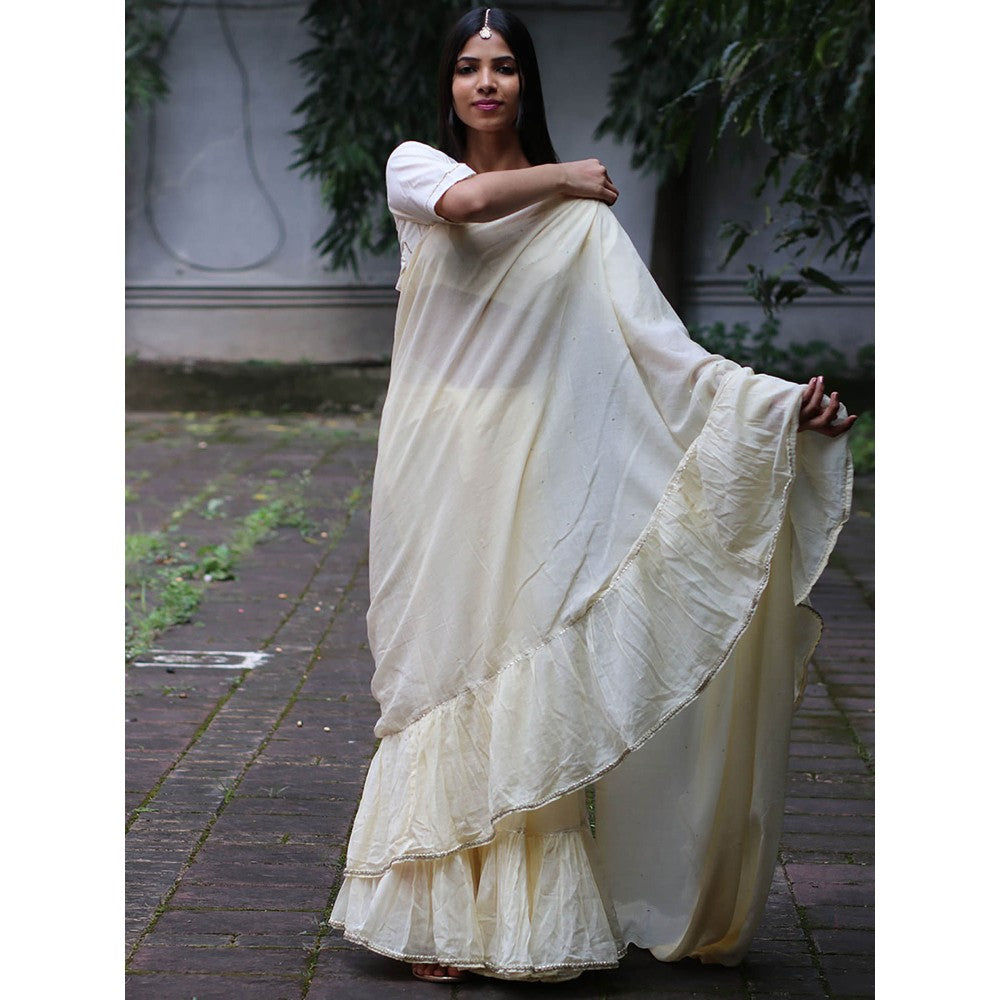 Chidiyaa Jugnu Starlit Cream Mulmul Cotton Saree with Stitched Blouse