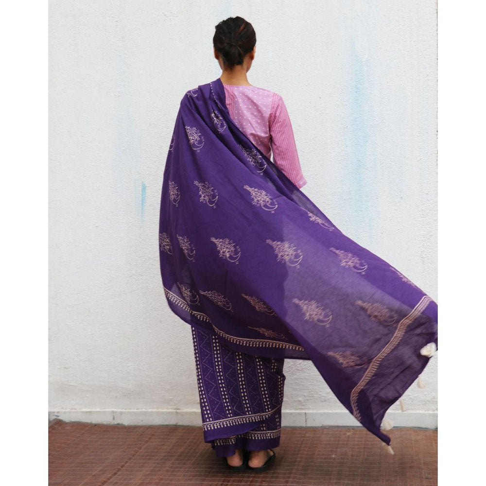 Chidiyaa Paakhi Lovers Moon Purple Hand Block Printed Cotton Saree with Unstitched Blouse
