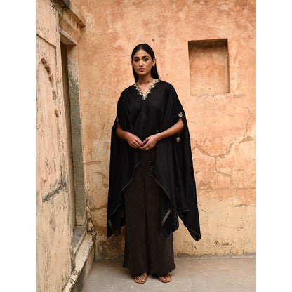 DEEPTHEE Black Cape