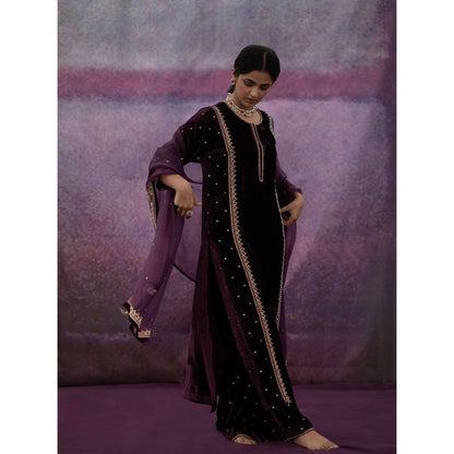 DEEPTHEE Purple Moti Scallop Hand Embroidered Kurta with Pant & Dupatta (Set of 3)
