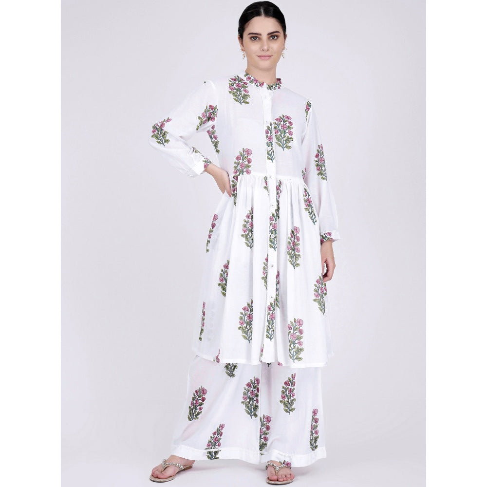 First Resort by Ramola Bachchan White Floral Coordinate (Set of 2)
