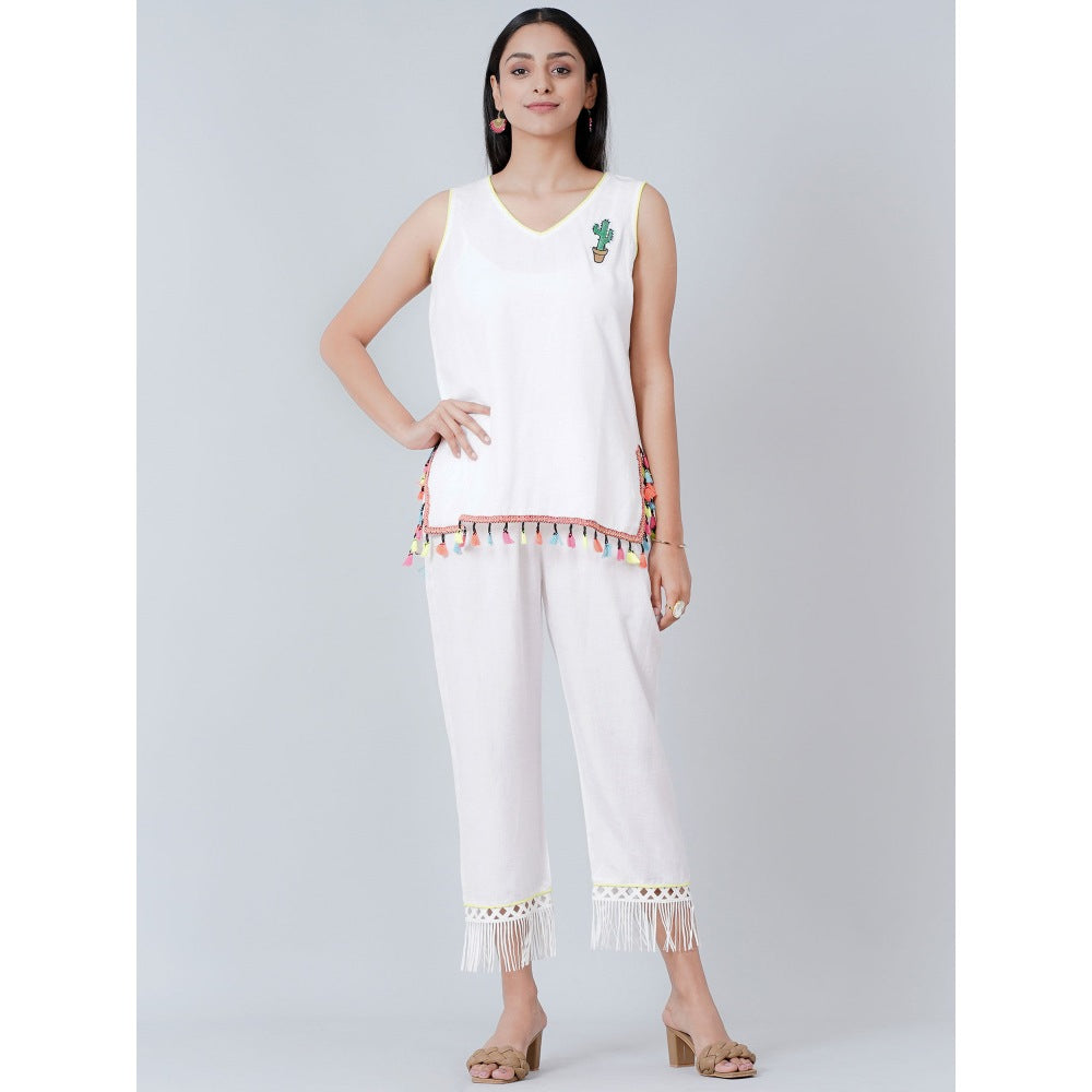 First Resort by Ramola Bachchan White Summer Top with Pants (Set of 2)