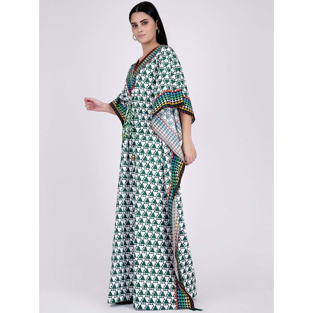 First Resort by Ramola Bachchan Green And White Triangle Geometric Print Full Length Kaftan