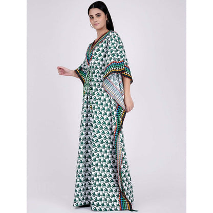 First Resort by Ramola Bachchan Green And White Triangle Geometric Print Full Length Kaftan