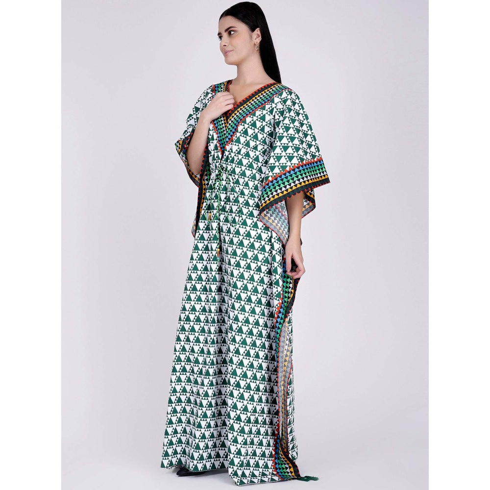 First Resort by Ramola Bachchan Green And White Triangle Geometric Print Full Length Kaftan