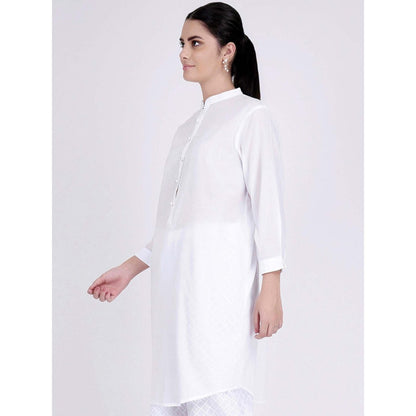 First Resort by Ramola Bachchan White Nehru Collar Kurta