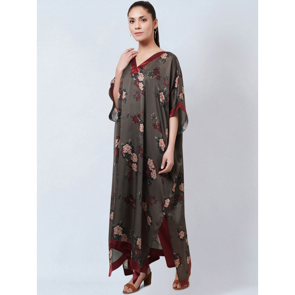 First Resort by Ramola Bachchan Green Floral Kaftan (Set of 2)
