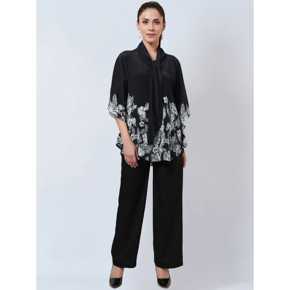 First Resort by Ramola Bachchan Black & White Floral Bow Tie Top