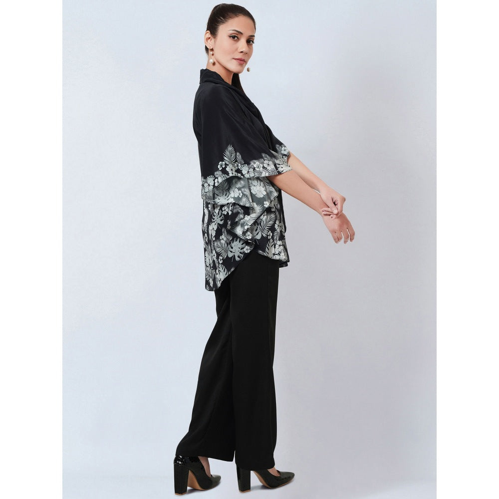 First Resort by Ramola Bachchan Black & White Floral Bow Tie Top