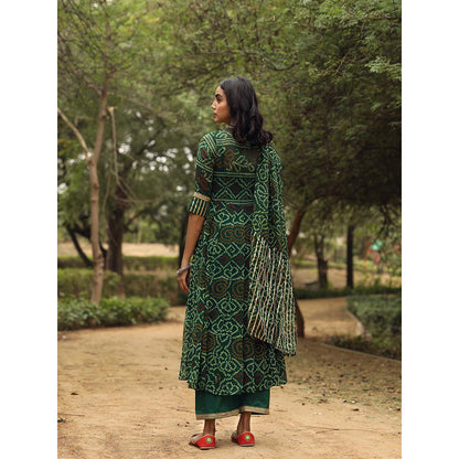 Gulabo Jaipur Sama Green Anarkali Kurta And Pant With Dupatta (Set of 3)