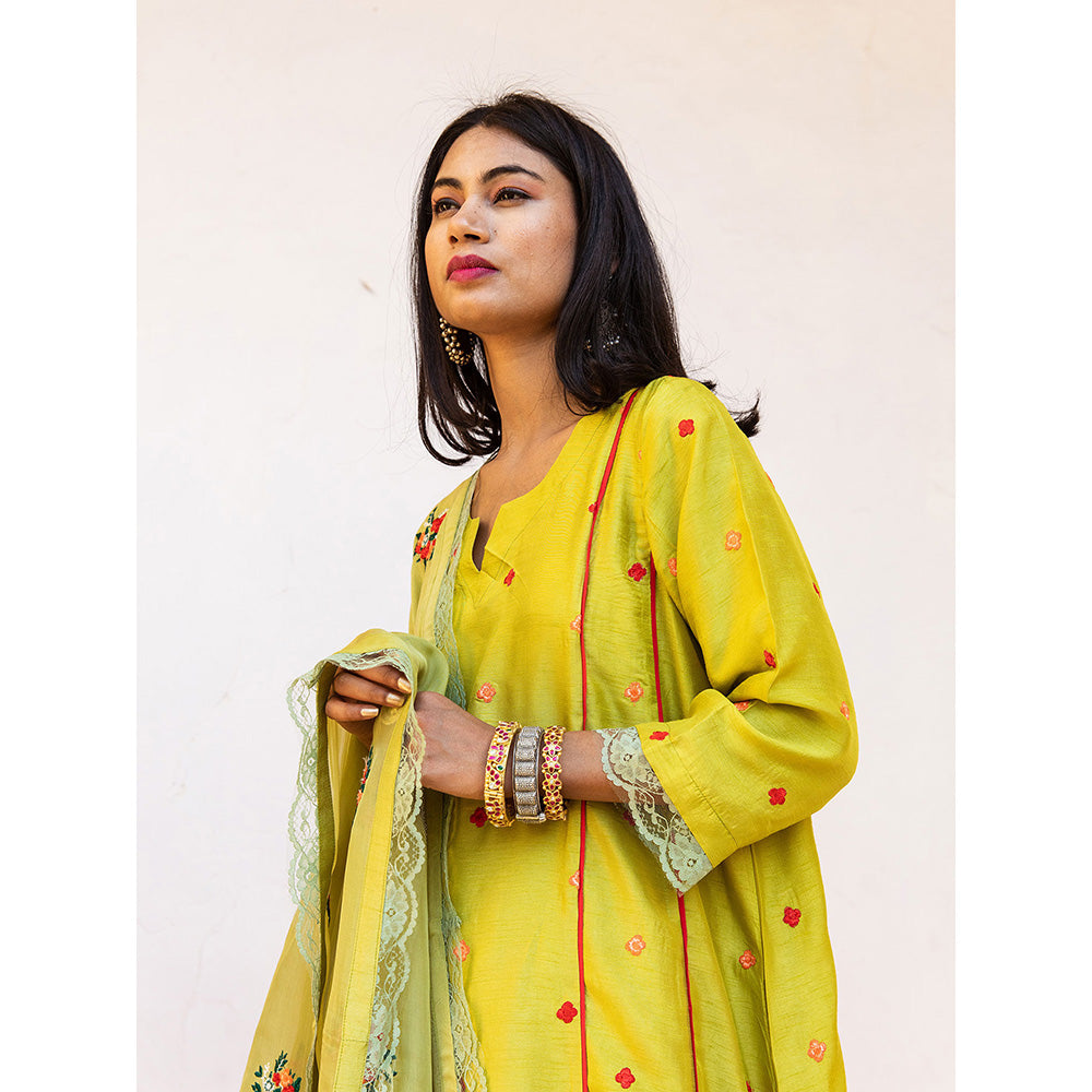 Gulabo Jaipur Amaira Green Straight Kurta (Set of 3)